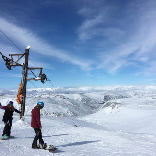 Who is in for first lifts?! With Glenshee Ski Centre on our doorstep and snow on the hills, the ski season is in full swing, at Glenshee you've got everything from gentle slopes for first-timers to challenging runs for the pros, so there's something for everyone! Here at Glenshee Glamping, we have the perfect blend cosy and calm and a place to retreat to after a full day on the slopes, we have a drying room for ski and board equipment, cosy fire pits and a hot tubs to relax in!